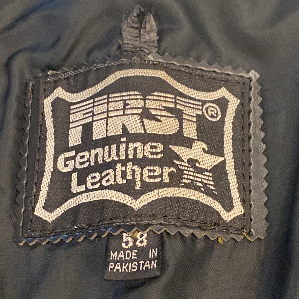 Vintage First Genuine Leather Vest - Picture 3 of 8